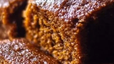 Homemade delicious ginger bread with spices and icing, perfect for the holidays