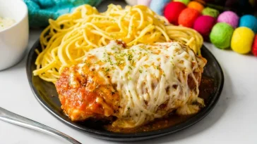 Delicious Slow Cooker Chicken Parmesan dish ready to serve